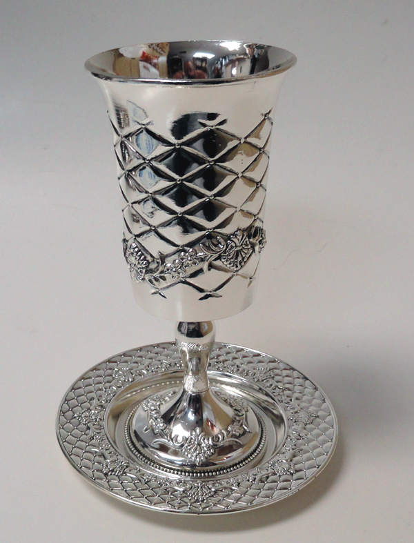 KIDDUSH CUP S/P DESIGN X W/FOOT 009X